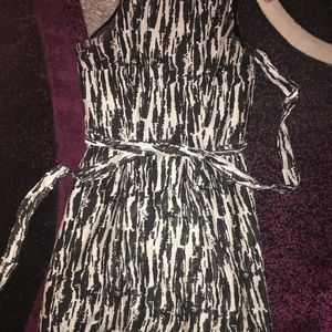 And Taylor 100% silk Sz 2 blk & white striped.